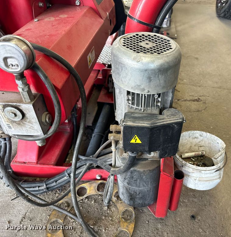 image for item NP9968 Hunter Engineering Company TCX625HD  tire machine