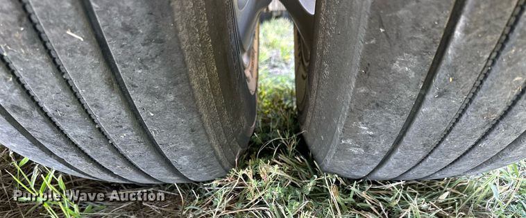 image for item NP9996 2008 Transcraft DTL-2100  drop deck equipment trailer