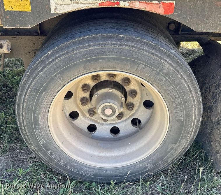 image for item NP9996 2008 Transcraft DTL-2100  drop deck equipment trailer