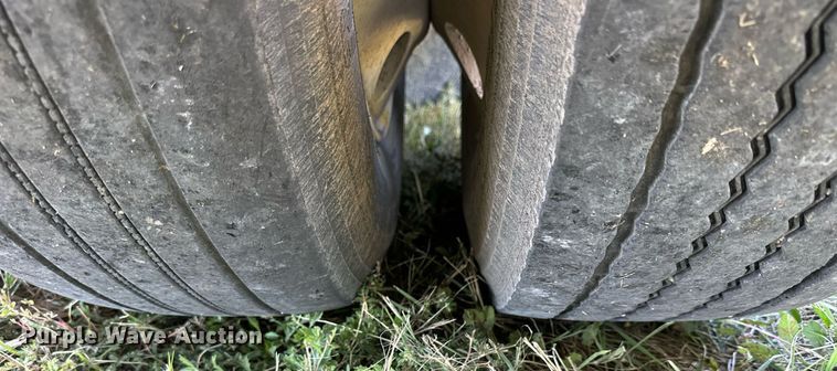 image for item NP9996 2008 Transcraft DTL-2100  drop deck equipment trailer