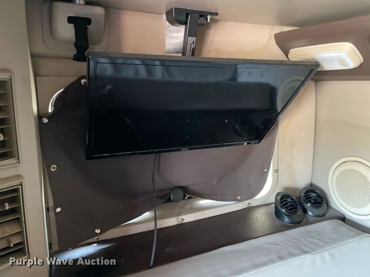 image for item NT9428 2017 Volvo VNL 780  semi truck