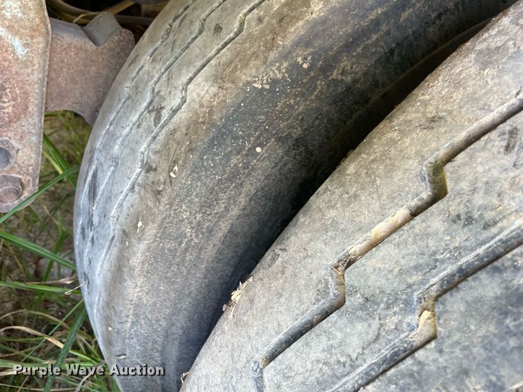 image for item NT9450 1993 Timpte  grain trailer