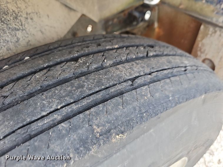 image for item NT9807 1985 Kenworth W900  semi truck