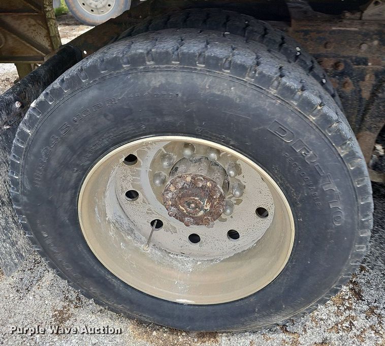 image for item NT9807 1985 Kenworth W900  semi truck