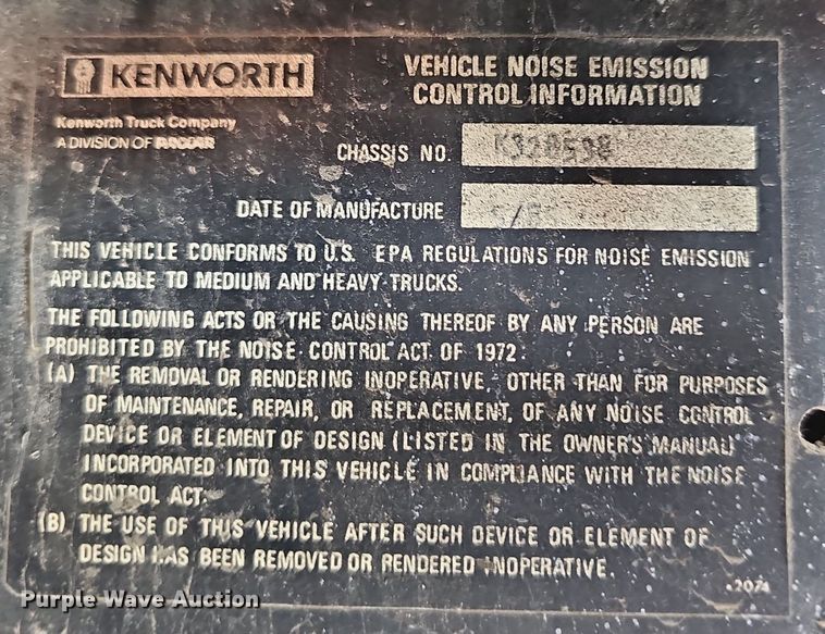 image for item NT9807 1985 Kenworth W900  semi truck