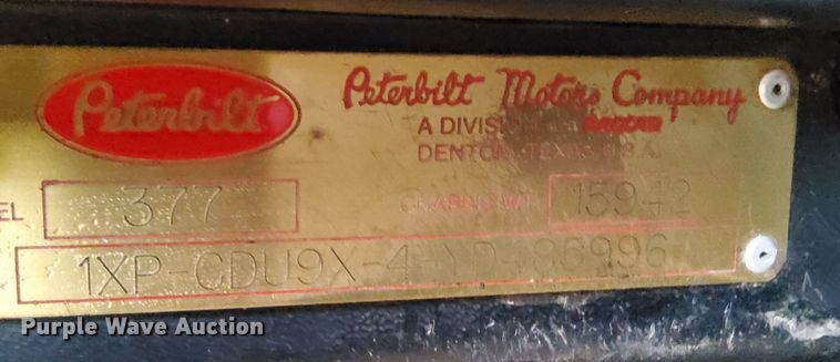 image for item NT9820 2000 Peterbilt 377  semi truck