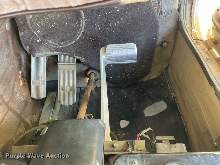 image for item NY9554 1981 International CO-9670 XL Series  semi truck