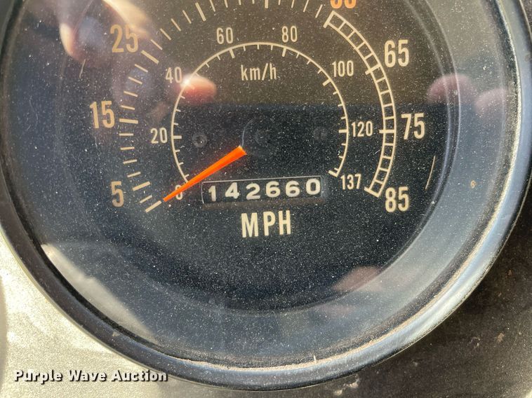 image for item NY9554 1981 International CO-9670 XL Series  semi truck