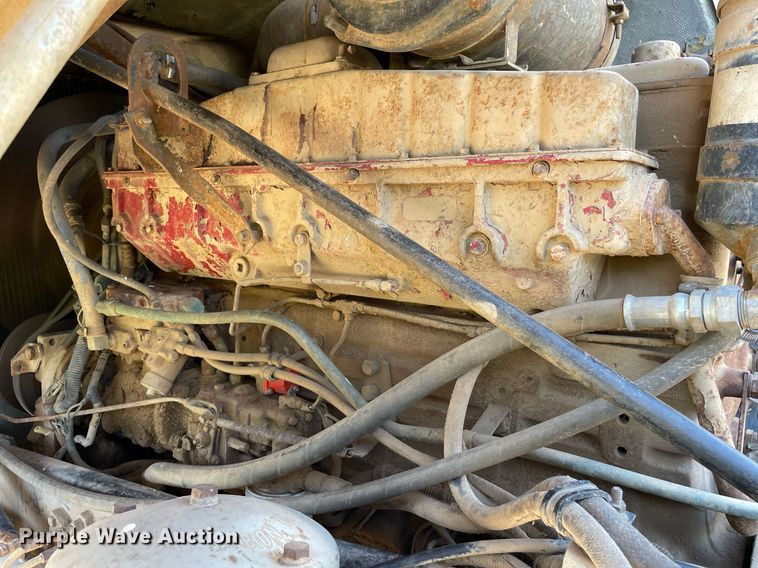 image for item NY9554 1981 International CO-9670 XL Series  semi truck