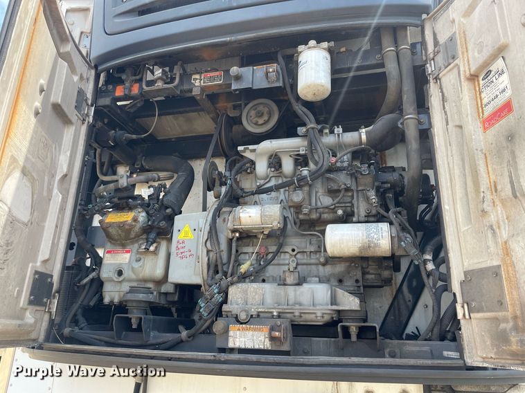 image for item NY9598 2008 Utility VS2RA  refrigerated van trailer