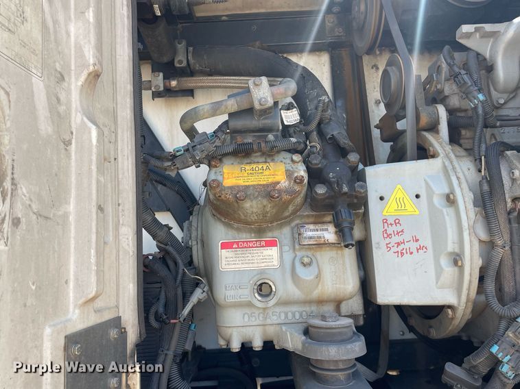 image for item NY9598 2008 Utility VS2RA  refrigerated van trailer