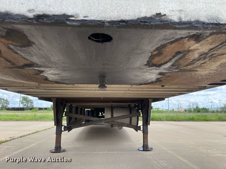 image for item NY9598 2008 Utility VS2RA  refrigerated van trailer