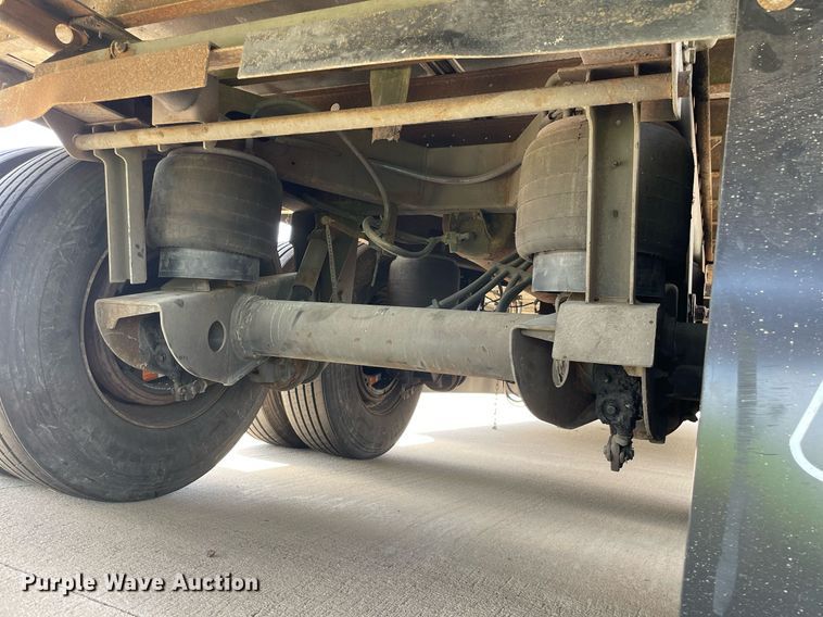 image for item NY9598 2008 Utility VS2RA  refrigerated van trailer