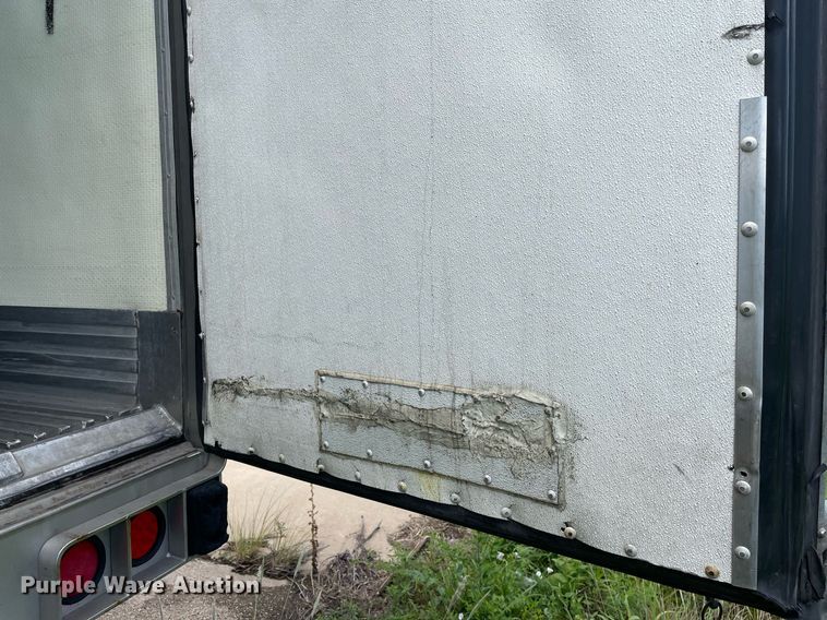 image for item NY9598 2008 Utility VS2RA  refrigerated van trailer