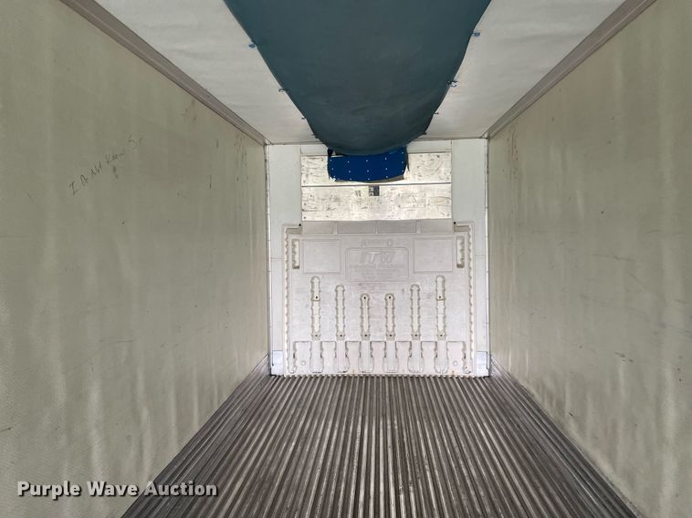 image for item NY9598 2008 Utility VS2RA  refrigerated van trailer