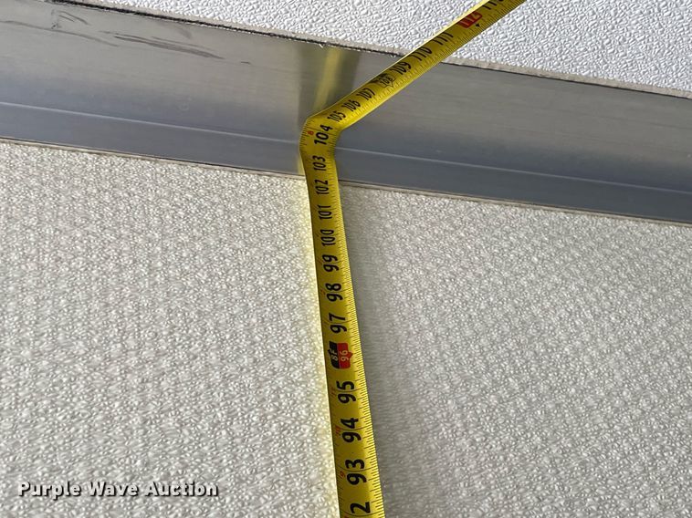 image for item NY9598 2008 Utility VS2RA  refrigerated van trailer