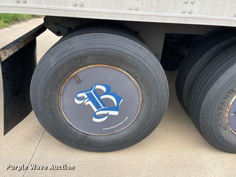 image for item NY9598 2008 Utility VS2RA  refrigerated van trailer