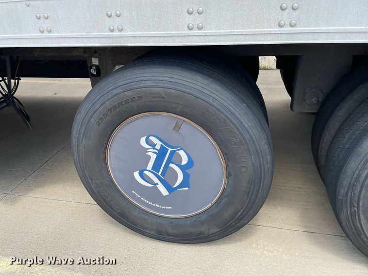 image for item NY9598 2008 Utility VS2RA  refrigerated van trailer