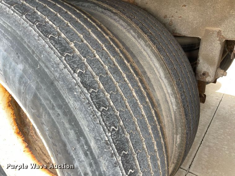 image for item NY9599 1999 Wabash  dry van trailer