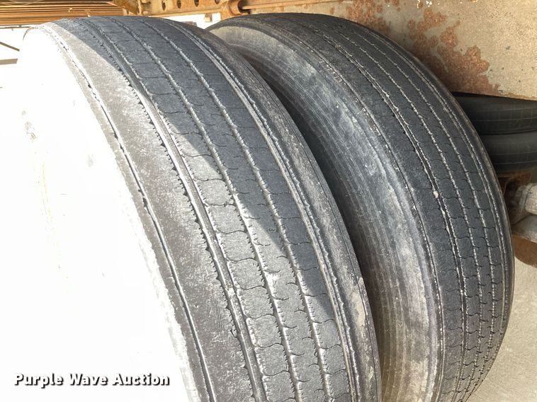 image for item NY9599 1999 Wabash  dry van trailer