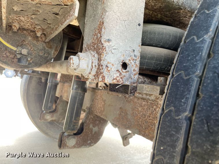 image for item NY9600 2000 Wabash  dry van trailer