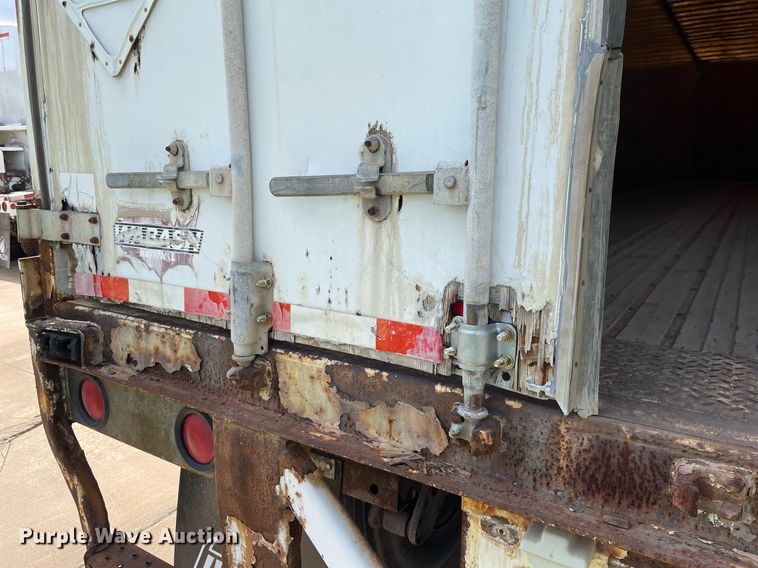 image for item NY9600 2000 Wabash  dry van trailer