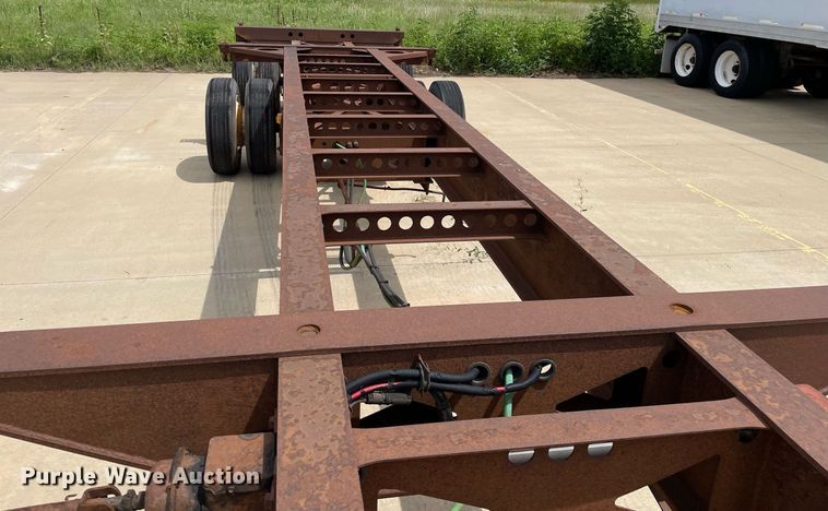 image for item NY9601 2001 Pratt GN2040LS9A  container trailer