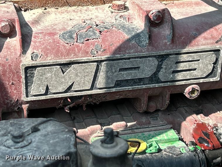 image for item OK9740 2016 Mack CXU613  semi truck