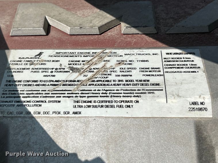 image for item OK9740 2016 Mack CXU613  semi truck