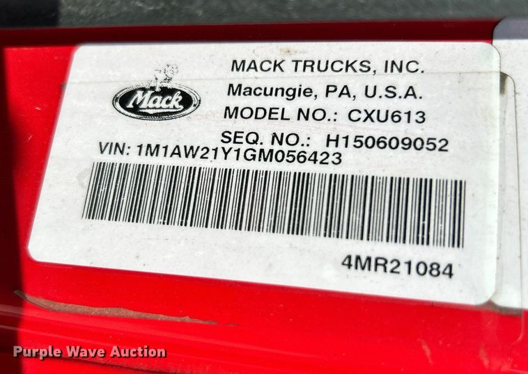 image for item OK9740 2016 Mack CXU613  semi truck