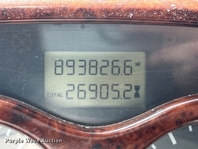 image for item OK9741 2007 Mack CXN613  semi truck