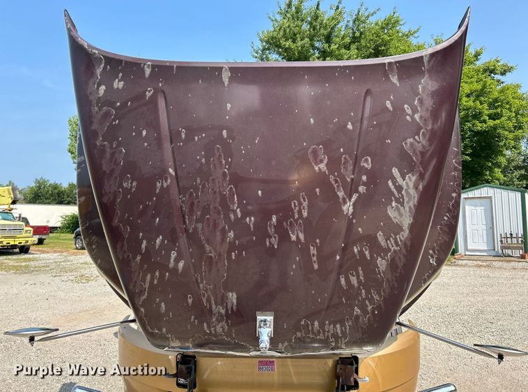 image for item OK9741 2007 Mack CXN613  semi truck