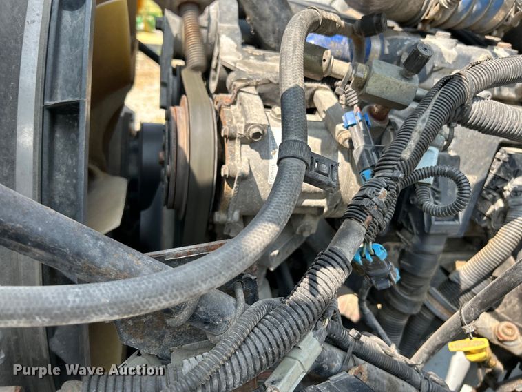 image for item OK9741 2007 Mack CXN613  semi truck