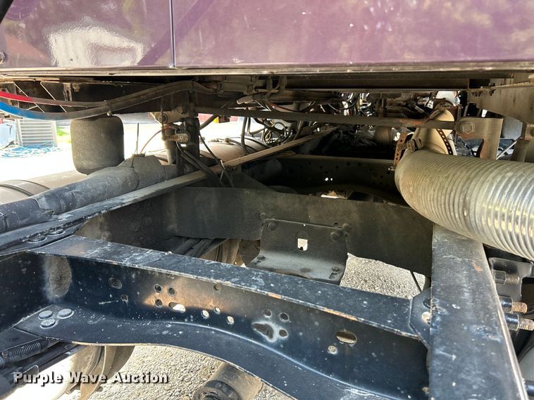 image for item OK9741 2007 Mack CXN613  semi truck