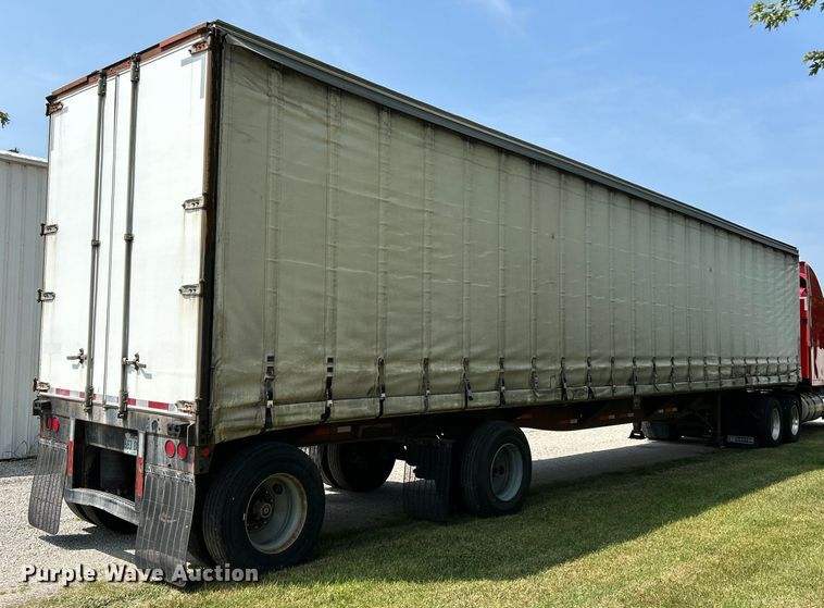 image for item OK9742 1996 Utility Trailers  side curtain trailer
