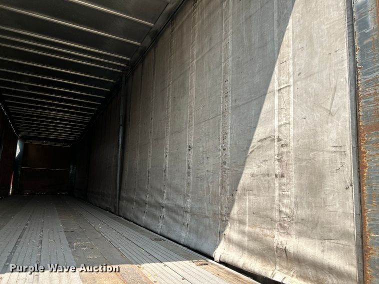 image for item OK9742 1996 Utility Trailers  side curtain trailer