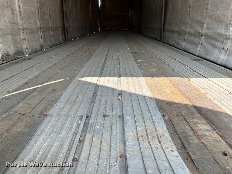 image for item OK9742 1996 Utility Trailers  side curtain trailer