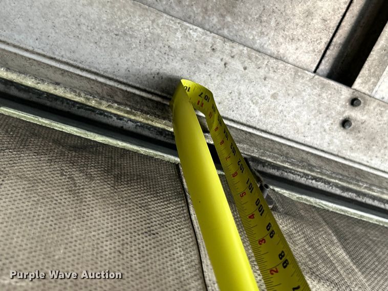 image for item OK9742 1996 Utility Trailers  side curtain trailer