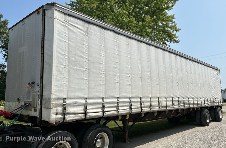 image for item OK9743 1996 Utility Trailers  side curtain trailer