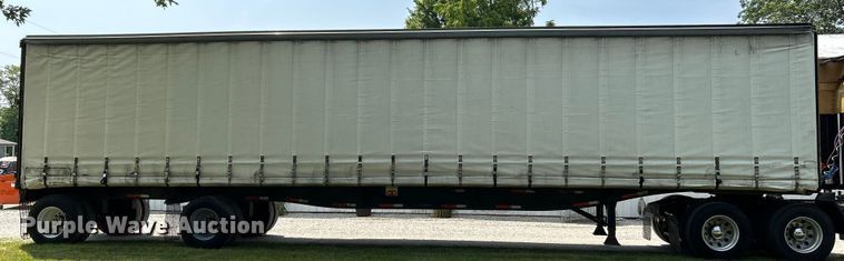 image for item OK9743 1996 Utility Trailers  side curtain trailer
