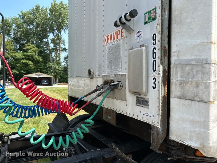 image for item OK9743 1996 Utility Trailers  side curtain trailer