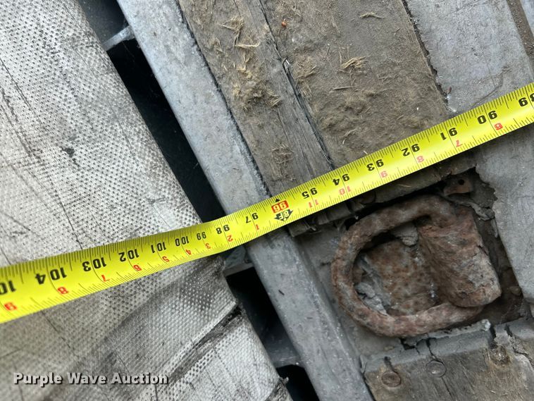 image for item OK9743 1996 Utility Trailers  side curtain trailer