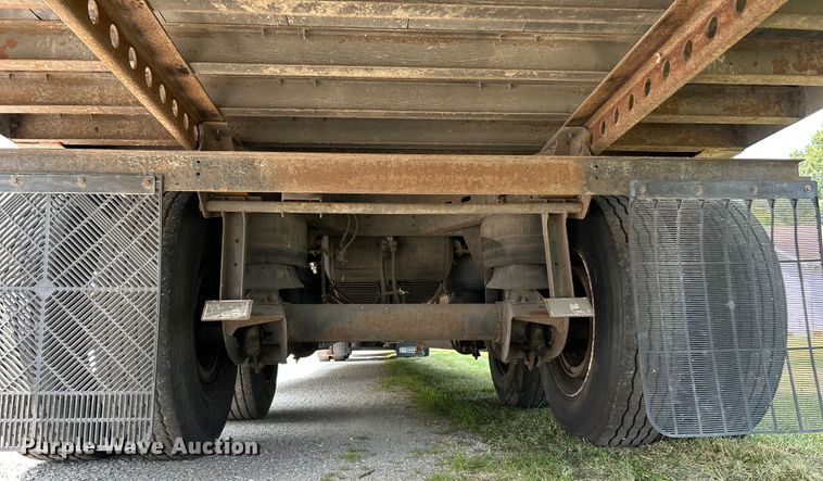 image for item OK9744 2012 Wabash National  dry van trailer