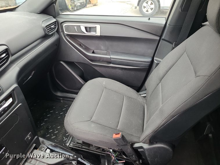 image for item DC6131 2020 Ford Explorer Police Interceptor  SUV