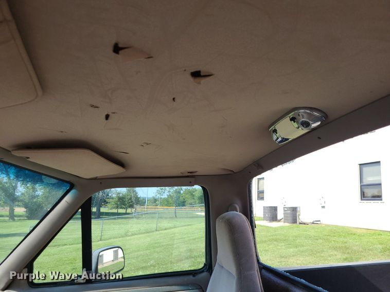 image for item DK1921 1994  Ford F150 XLT  pickup truck