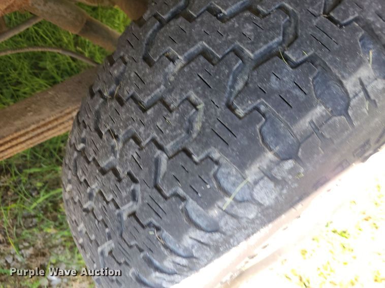 image for item DK1921 1994  Ford F150 XLT  pickup truck