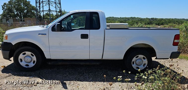 image for item DN8651 2007 Ford F150 XL  pickup truck