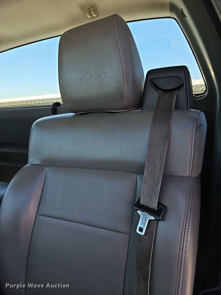 image for item DN8651 2007 Ford F150 XL  pickup truck