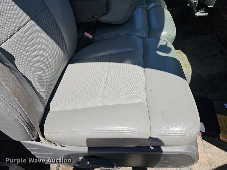 image for item DN8651 2007 Ford F150 XL  pickup truck