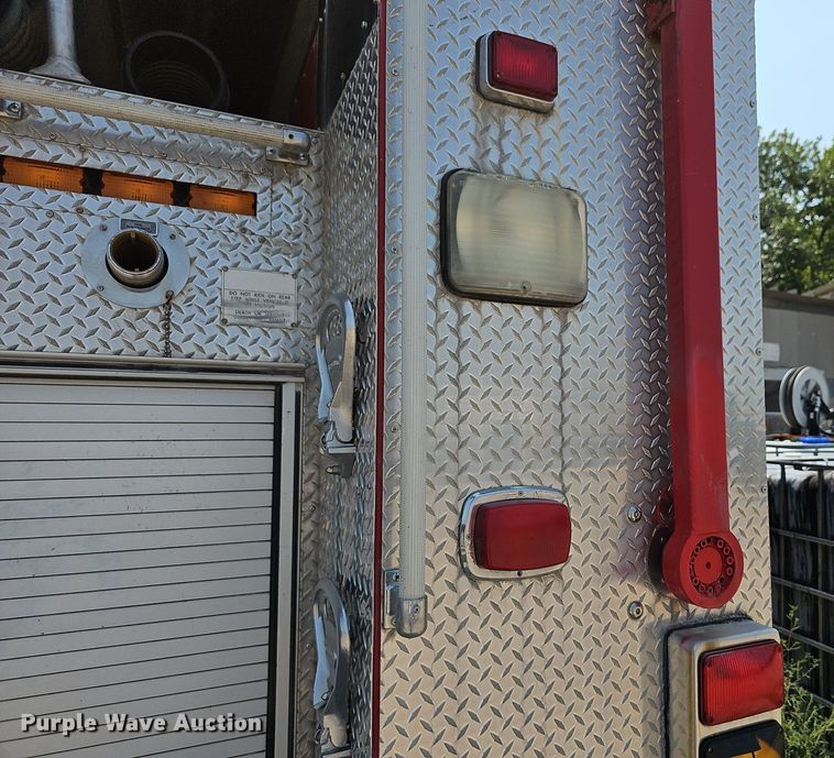 image for item DN8655 2000 Pierce  pumper fire truck